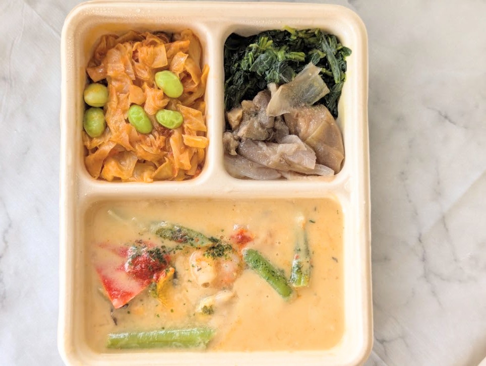 デリピックス魚介の本格ホワイトカレー 濃厚クリーミー仕立ての完成写真